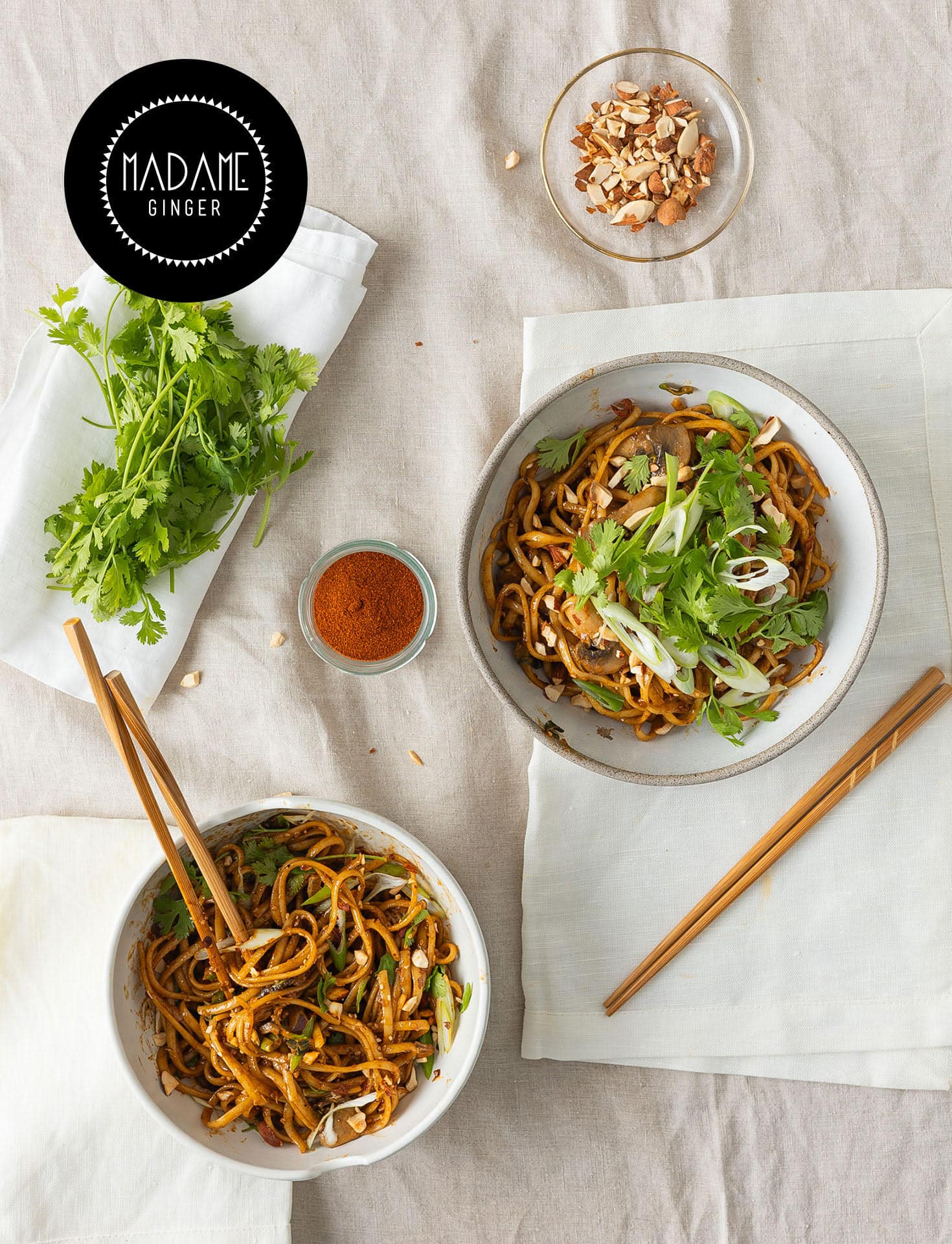 Chili noodles με Αμυγδαλοβούτυρο